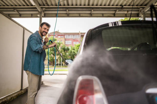 Best Commercial Building Pressure Washing  in Highwood, IL
